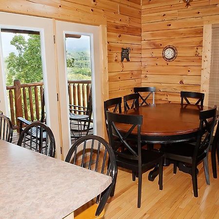 Black Bear Ridge Hotel Sevierville Exterior foto